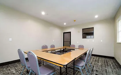 Quality Suites Houston Hobby Airport