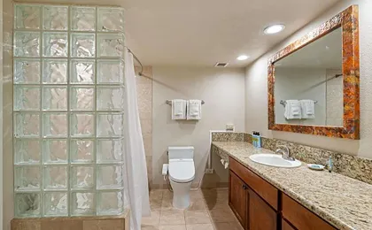 Luana Waikiki Hotel & Suites
