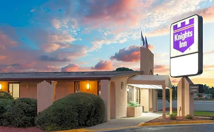 Knights Inn - Tucker, GA