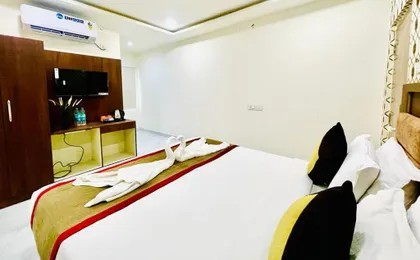 Hotel Eagle Grand