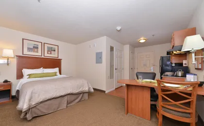 Candlewood Suites Springfield