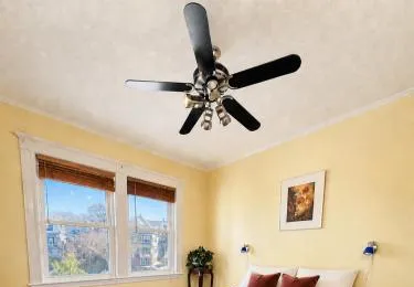 Victorian Condo