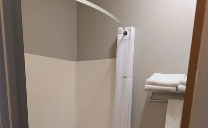 Days Inn & Suites by Wyndham Castle Rock
