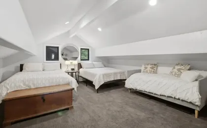 Sierra Sanctuary With Hot Tub 5 Bedroom Home