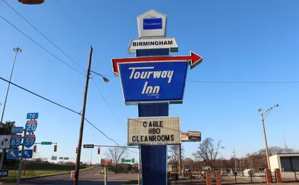 Tourway Inn