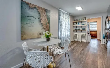 Cortez Gardens Cottage 11, Renovated, Close to Beach, 3-Bed, 2 Bath 10 people