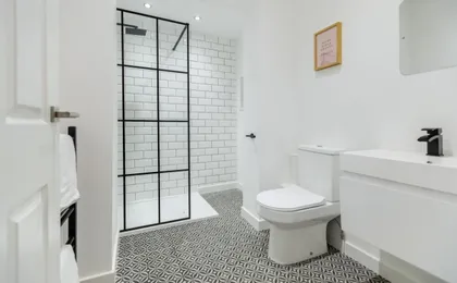 Queen Street Apartments by Sasco