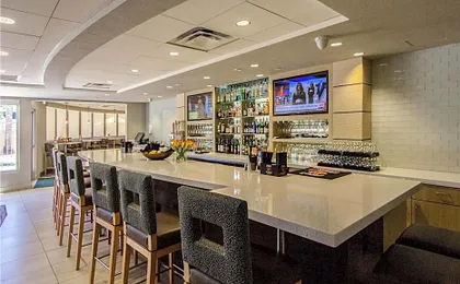 Holiday Inn & Suites Scottsdale North - Airpark by IHG