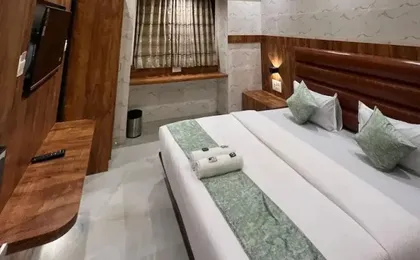 Hotel Heraa International Grant Road, Mumbai