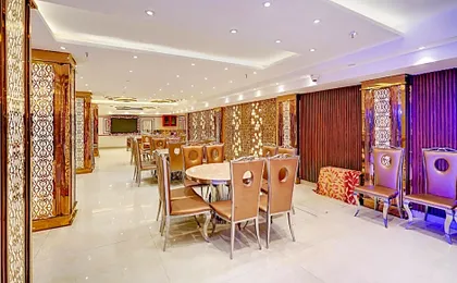 Super Hotel JP Palace