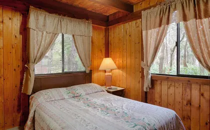 Lava Lodge at Hale Kilauea