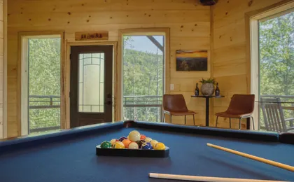 Birch Lodge by Avantstay Indoor Pool, Theater, Game Room & Stunning Views!