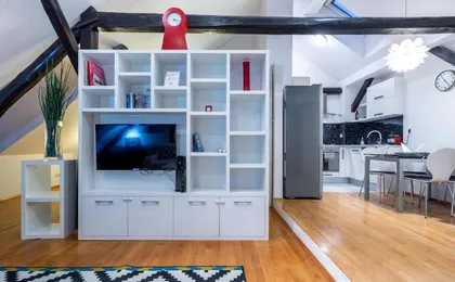 Modern Apartment Centrally Located (Adults Only)
