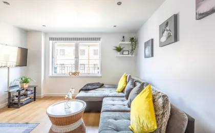 Cosy Apartment in Quiet City-Centre with Car Park