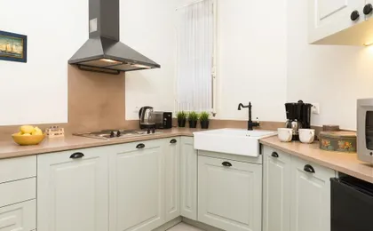 1930's Athenian House