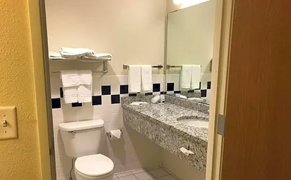 AmericInn by Wyndham Hotel and Suites Long Lake