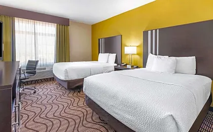 La Quinta Inn & Suites by Wyndham Artesia