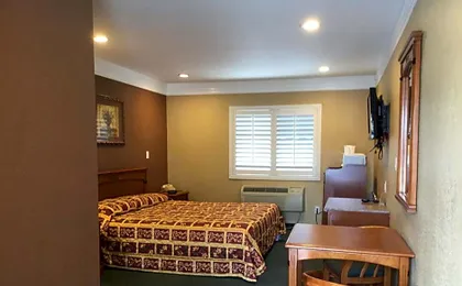 Beverly Inn