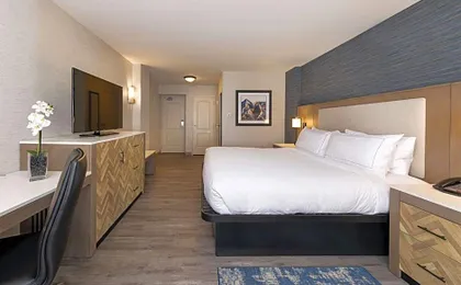 DoubleTree By Hilton Denver Thornton