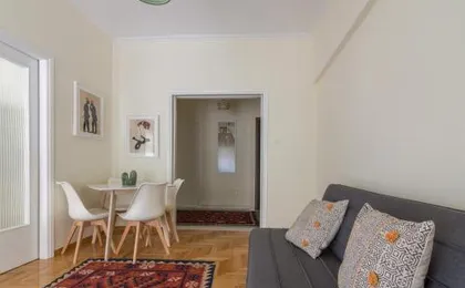 Bright and Spacious 2-bedroom Apartment in Athens
