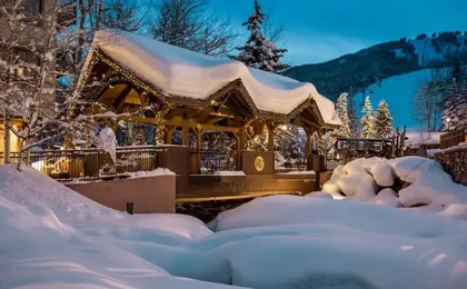 Newly Renovated 2 Bed/ 2 Bath Beaver Creek 2 Bedroom Condo by RedAwning