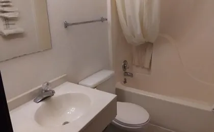 Capital O Amerihost Inn And Suites Kingdom City Hwy 54 Mo