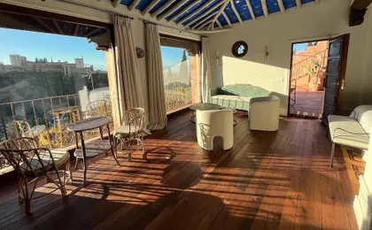 La Casa Juan Ranas