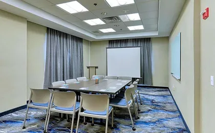 Fairfield Inn & Suites by Marriott Woodbridge