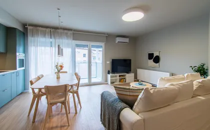 Flexible Selfcheckins 58, 59 & 60 - Zagreb - Loggia - New - Luxury