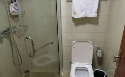 Hangzhou Deya Jinzuo Hotel