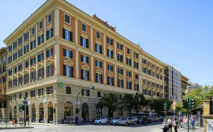 RHS Rienzo suites