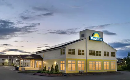 Spark by Hilton Portland Airport Maine Mall