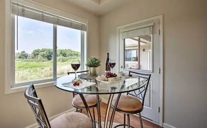 McMinnville Wine Country Home w/ Hot Tub+Deck