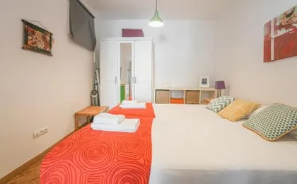 Bright cozy 2BD - OPERA area