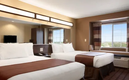 Microtel Inn & Suites by Wyndham Kenedy