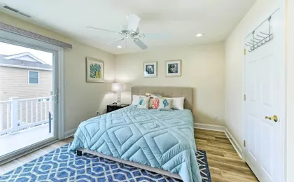 Sunny Brigantine Townhome: Walk to Beach