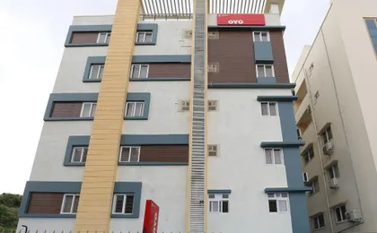 Itsy Hotels Infinity, Hitech City