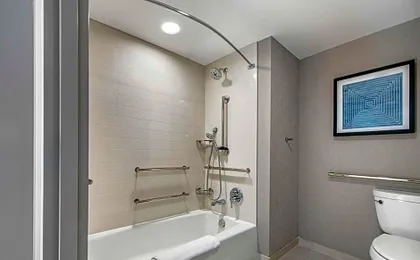 Hyatt Place Riverside Downtown