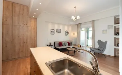 Contemporary Apartment made of Wood and Stone