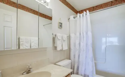 1 Mi to Beach: Bayside Townhome in Ocean City!