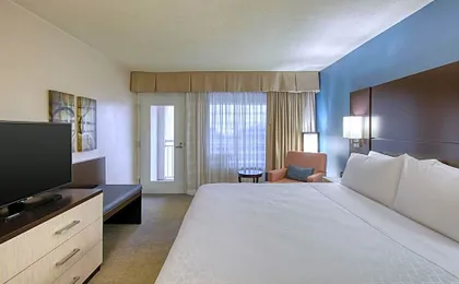 Holiday Inn & Suites Atlanta Airport North By IHG