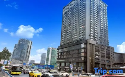Jianshe Light Luxury Hotel (Chongqing Guanyinqiao Pedestrian Street Beichen Famous City Store)