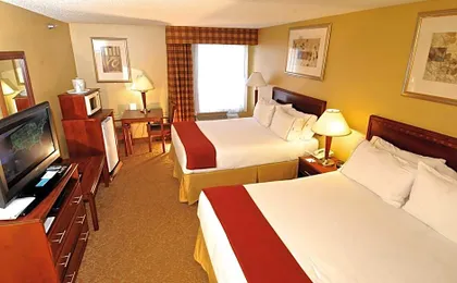 Holiday Inn Express Hotel And Suites Fenton-I-44 By IHG
