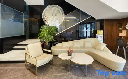 Yeste International Hotel (Chengdu Shuhan Road East Subway Station)