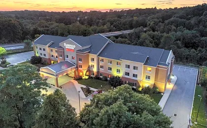 Fairfield Inn & Suites by Marriott Harrisburg West