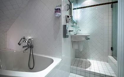 Elysees Hotel