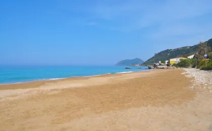 Holiday House Angelos C on Agios Gordios Beach