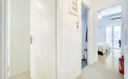 Elegant Light Two Bedroom Apartment in City Center