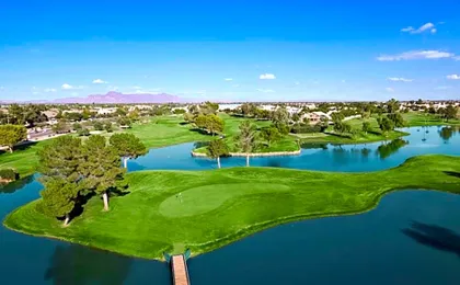 Holiday Inn Express and Suites Gilbert - East Mesa By IHG