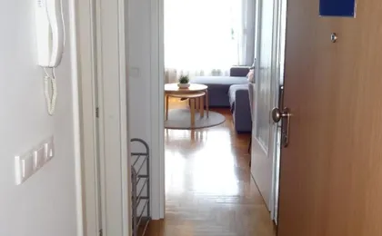 Well-Equipped Apartment with Free Parking
